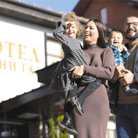 Hotel Ravni Gaj Knic المظهر الخارجي الصورة